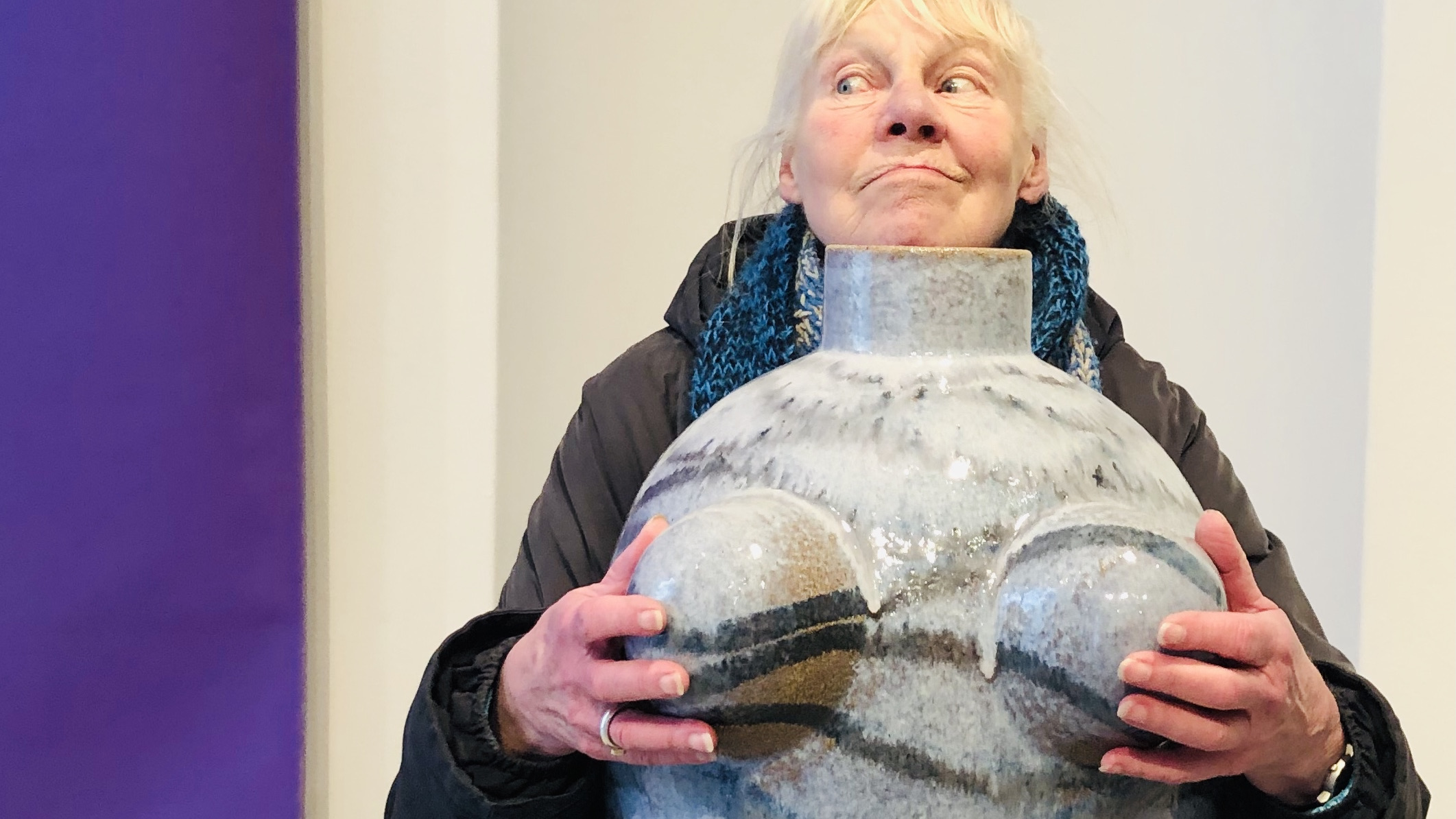 Nammagorium Guidede Gallerivandringer for FOF på besøg hos Officinet under Claydies udstilling